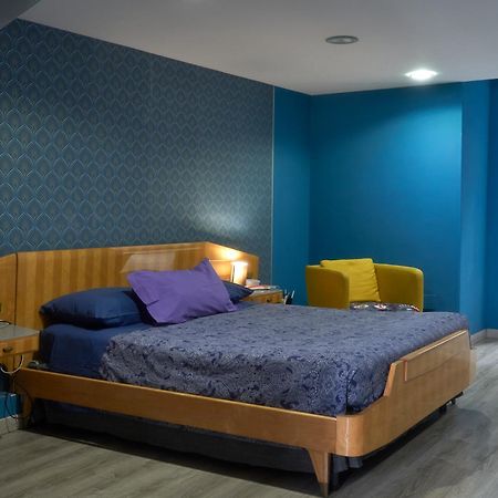 Home & More Brigida Napels Buitenkant foto