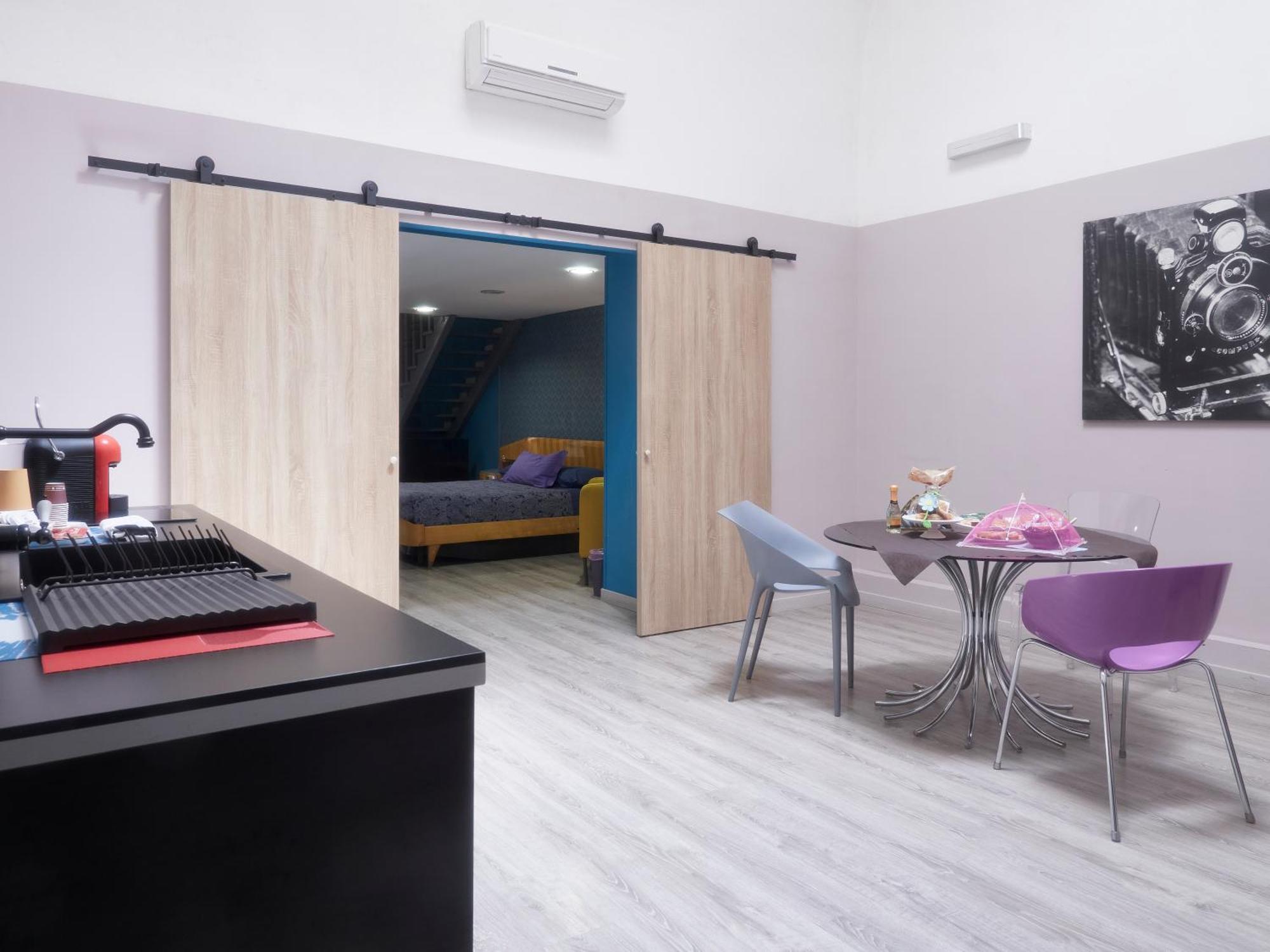 Home & More Brigida Napels Buitenkant foto