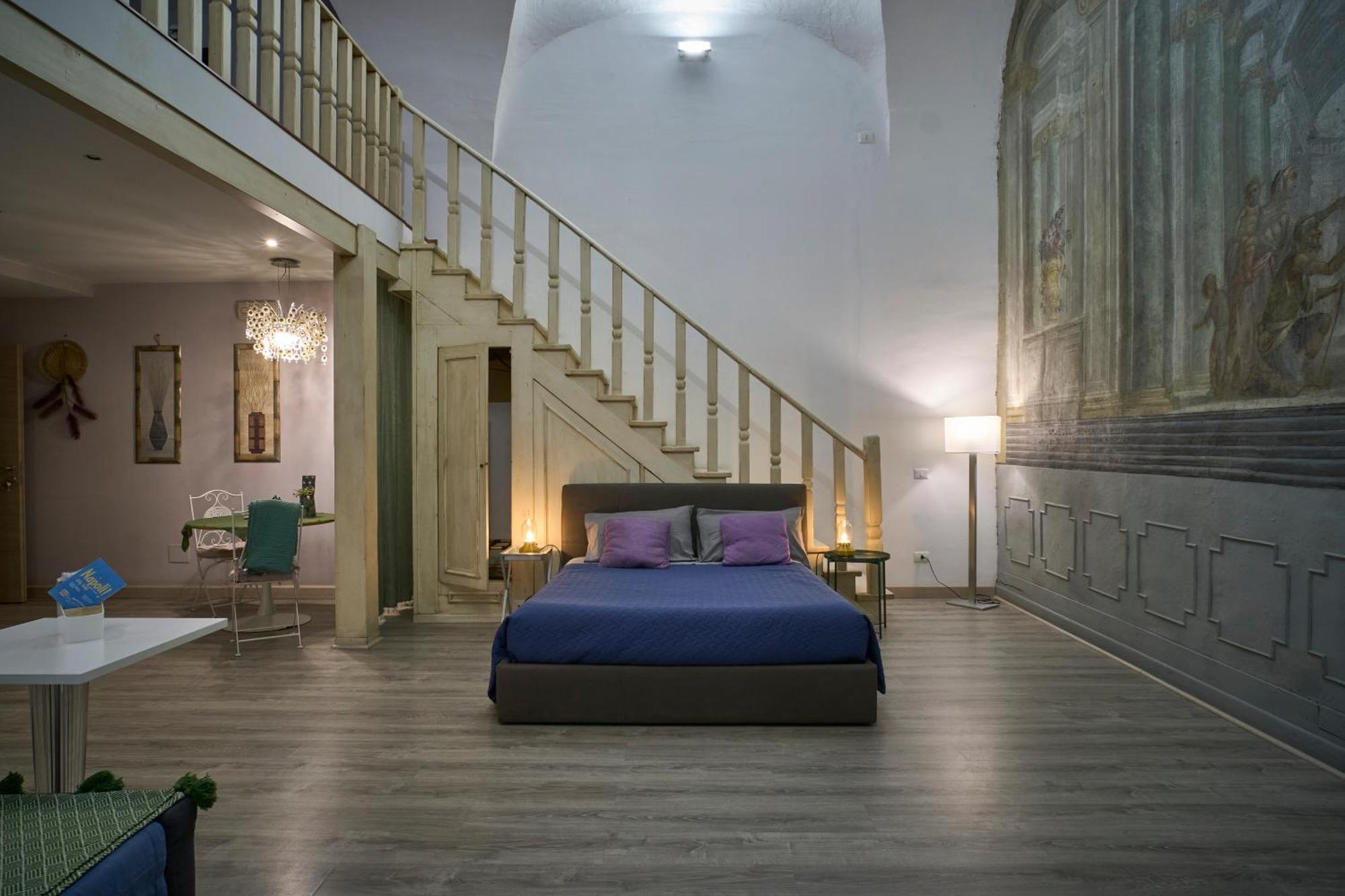 Home & More Brigida Napels Buitenkant foto