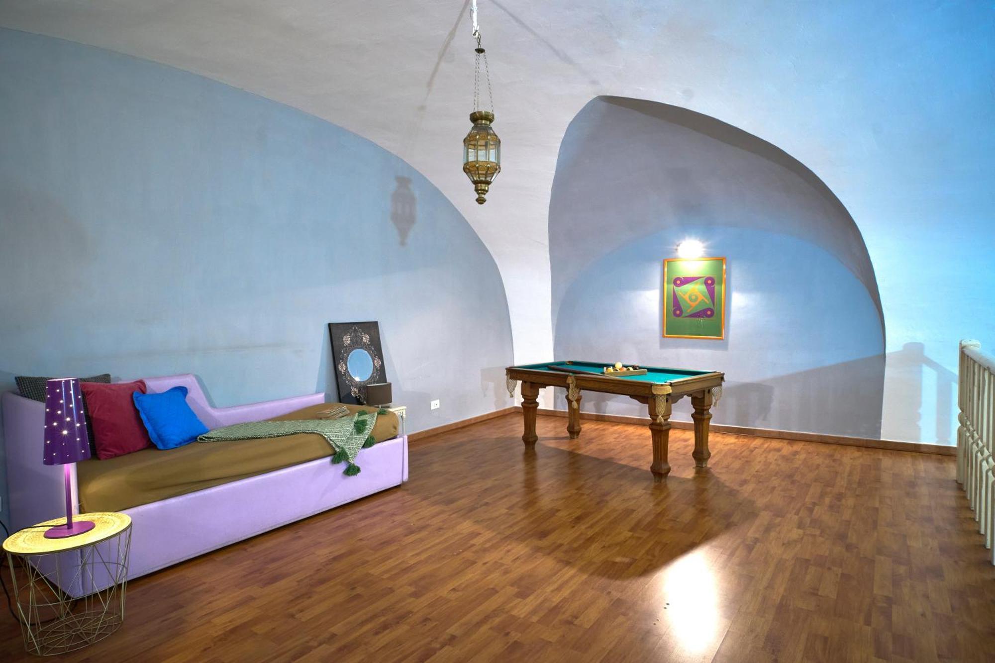 Home & More Brigida Napels Buitenkant foto